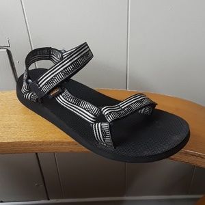 Teva Universal sandals